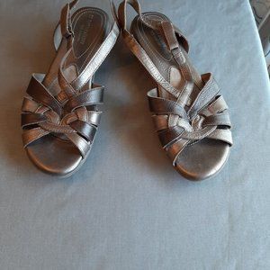 Naturalizer Convince Leather Sandals